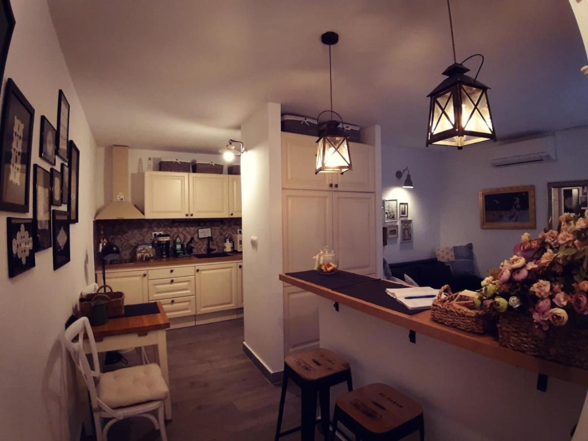 Liza'S Downtown Apartment 赫瓦尔 外观 照片