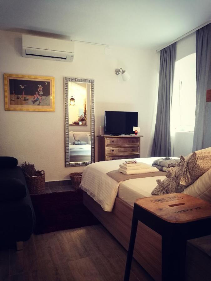 Liza'S Downtown Apartment 赫瓦尔 外观 照片